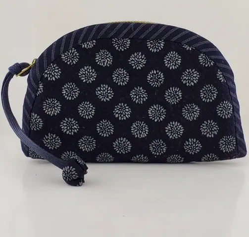 旅行とお土産市場