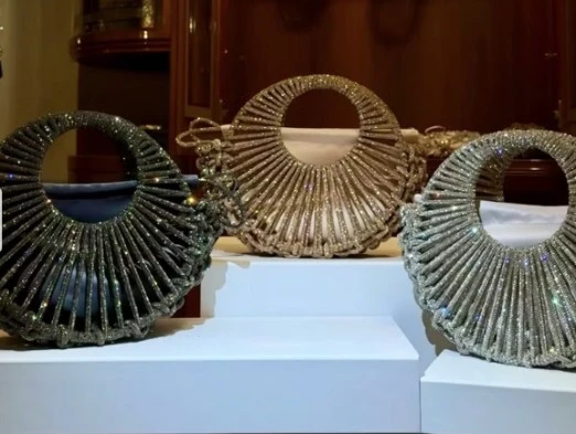 派对包 (1)